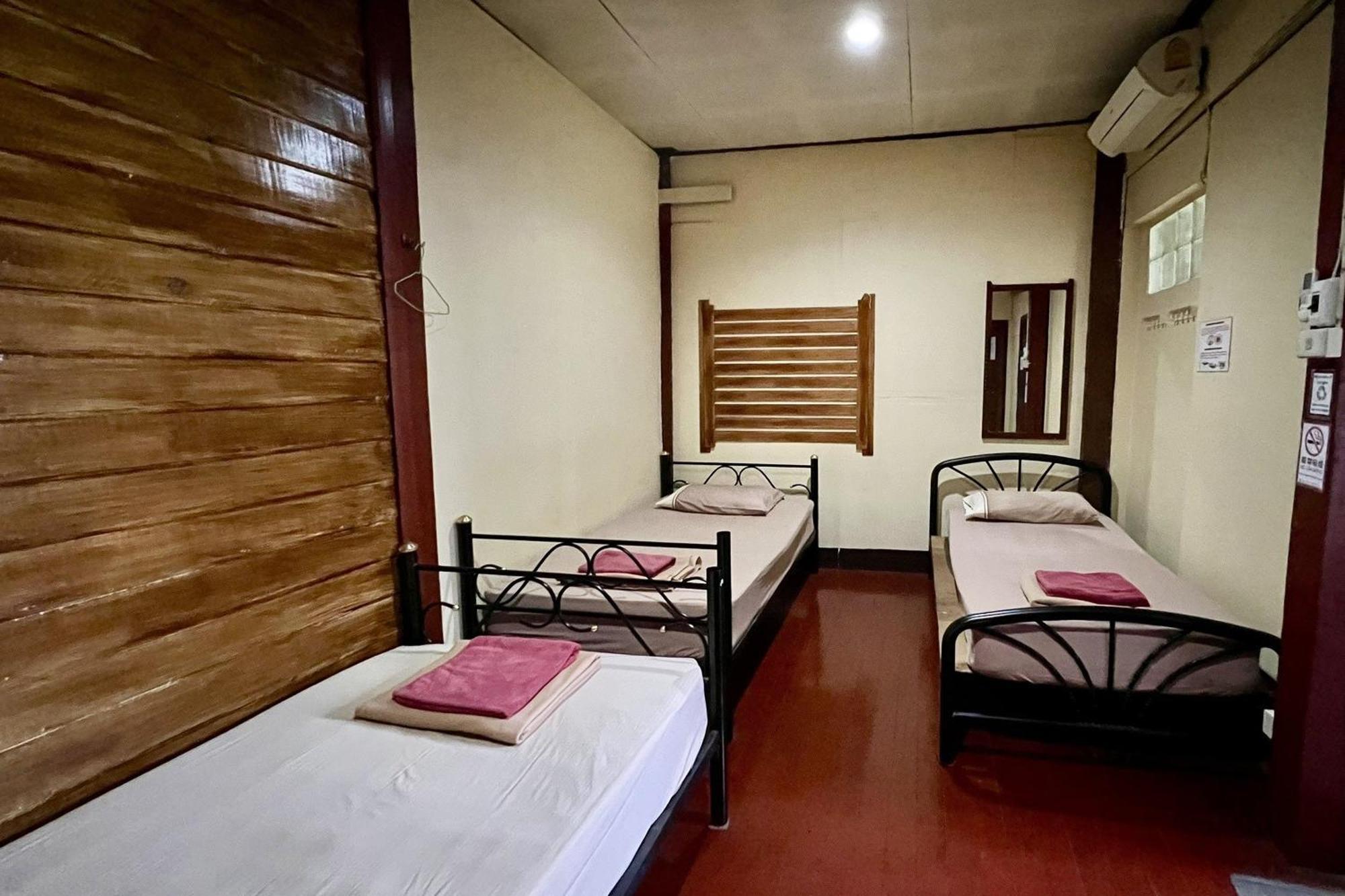 Baan Lanna At Prasingh Hotel Csiangmaj Kültér fotó